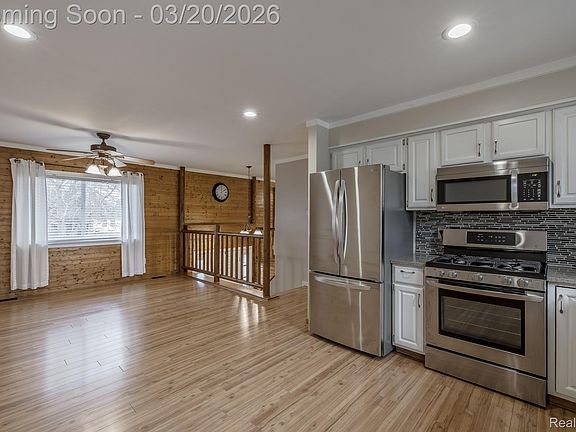 5th image of 7691 Bridge Rd