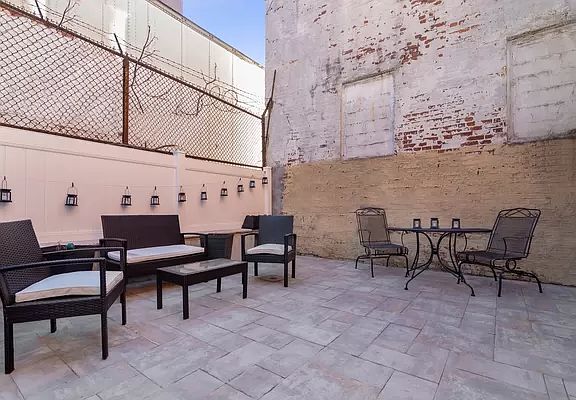 4th image of 277 Nostrand Ave #1B