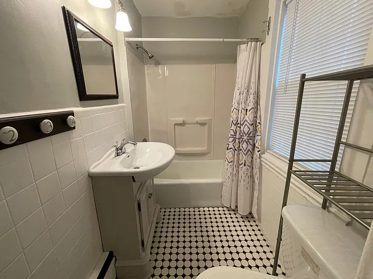 65 Boston St #8 — Photo 10