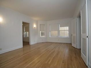 539 W Wellington Ave APT 10, Chicago, IL 60657