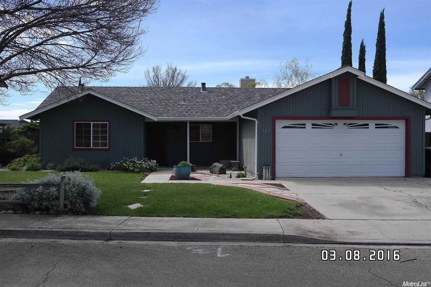 583 Marisa Dr photo 1