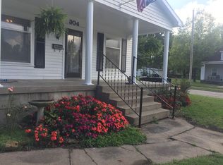 304 E Hickory St, Nevada, MO 64772