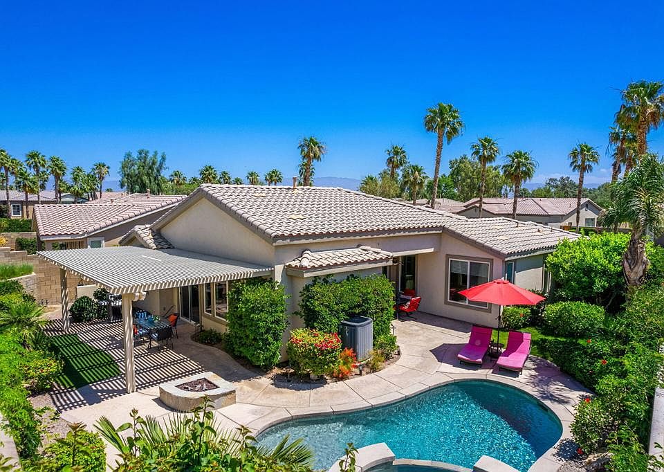 1st image of 60605 Desert Rose Dr