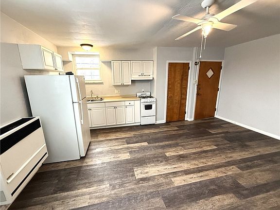 4th image of 2811 Brownsville Rd #3