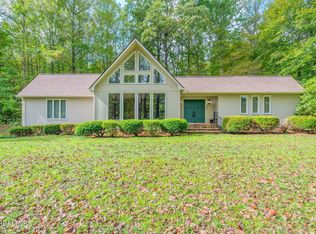 4969 Back Valley Rd, Speedwell, TN 37870