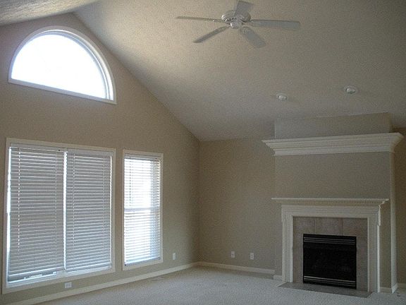 5th image of 2807 Langston Dr #2353