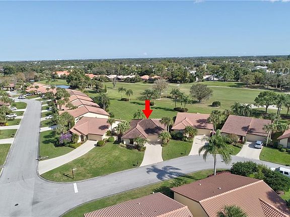 3rd image of 2594 SW Bobalink Cir