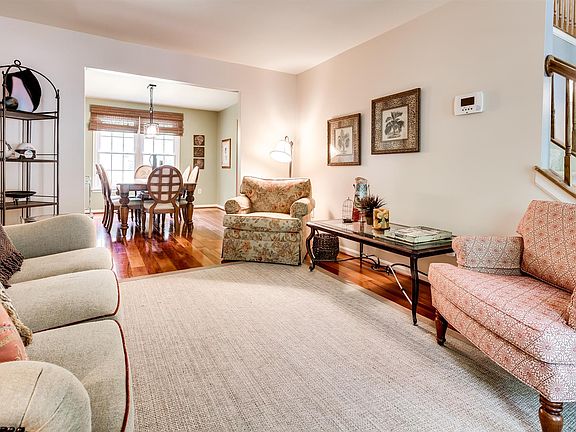 4th image of 14014 Heatherstone Dr