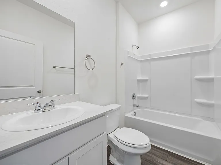 14200 Donahue St — Photo 15
