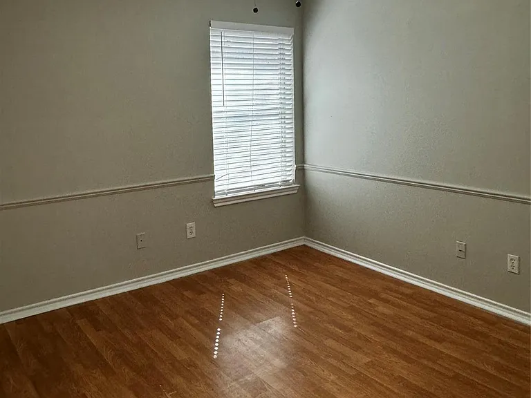 18614 Timbers Dr — Photo 18