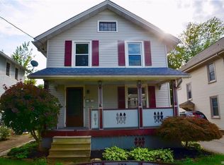 7 Livingston Pl, Lockport, NY