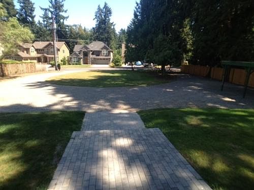 3rd image of 15523 SE River Forest Dr