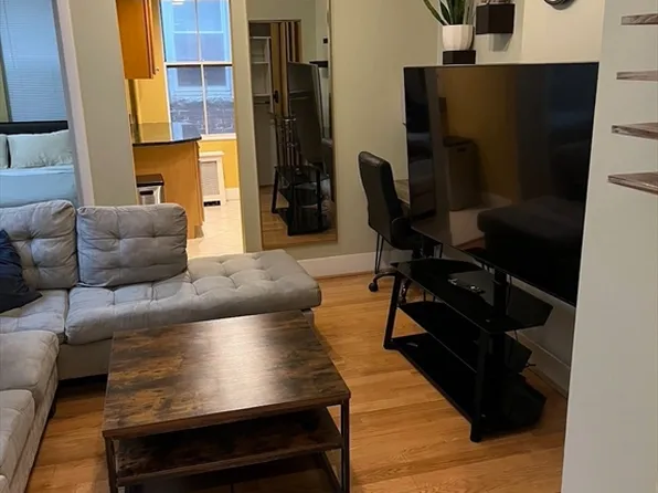 11 Irving St APT 3, Boston, MA 02114