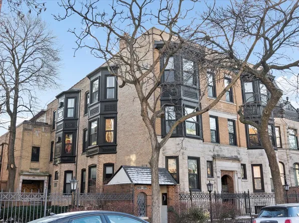 (undisclosed Address), Chicago, IL 60657