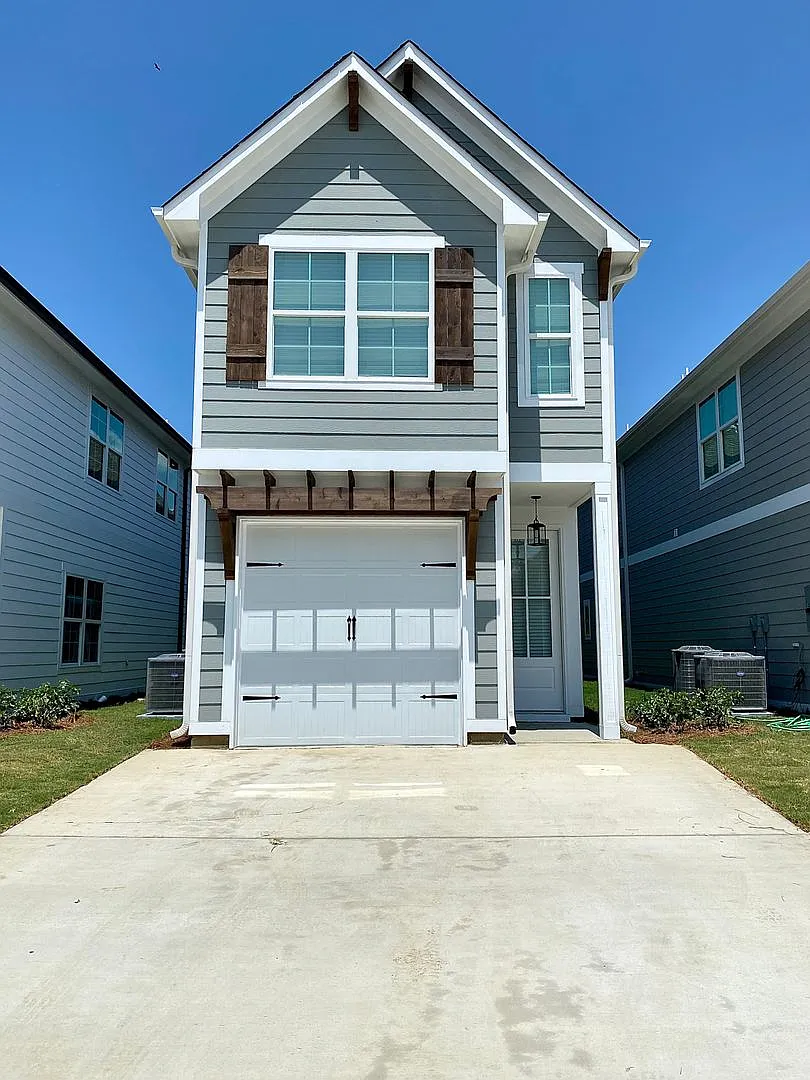 Home for Rent in Calera, AL... Available to View with 48 Hour Notice — Photo 1
