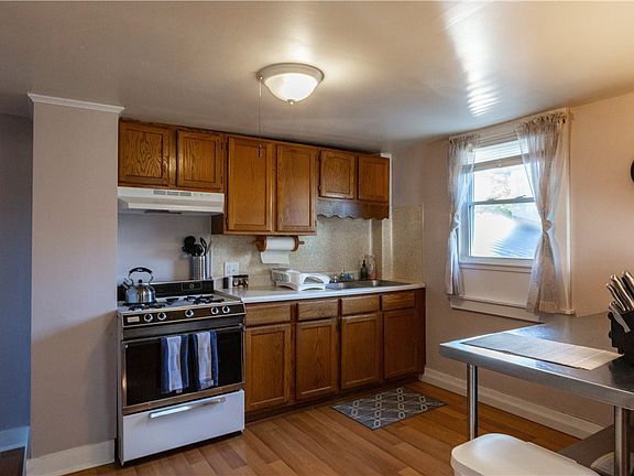 5th image of 20 West St APT 3