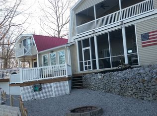 207 Abby Ln, Byrdstown, TN 38549