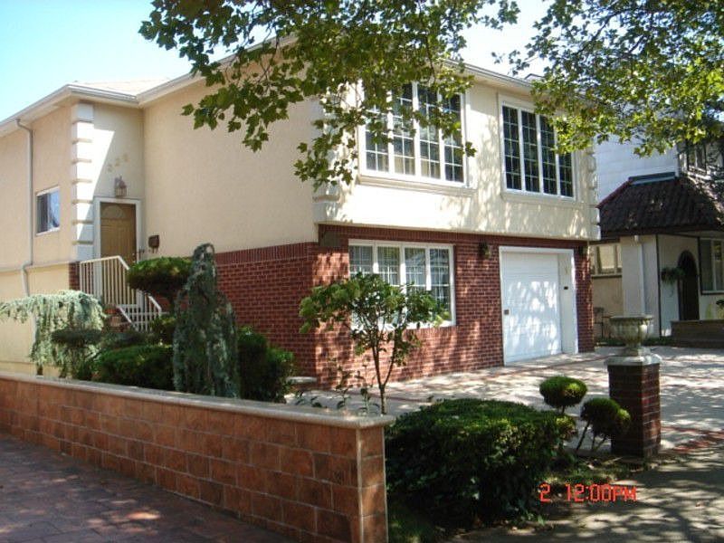 2nd image of 326 Whitman Dr