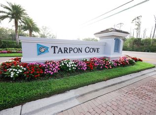 866 Carrick Bend Cir APT 201, Naples, FL 34110