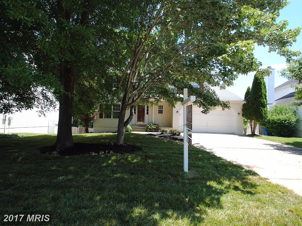 1st image of 61 Saint Roberts Dr