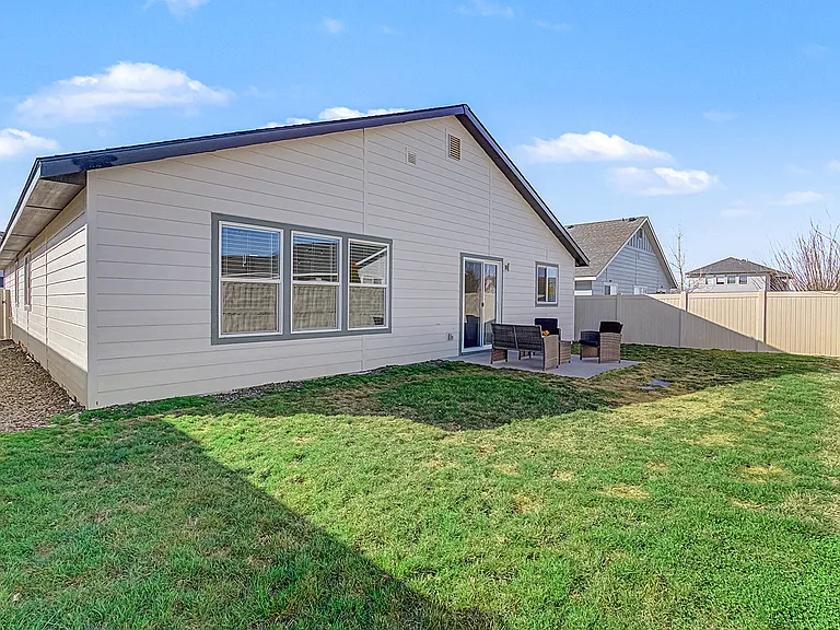 2742 W Balboa Dr — Photo 51
