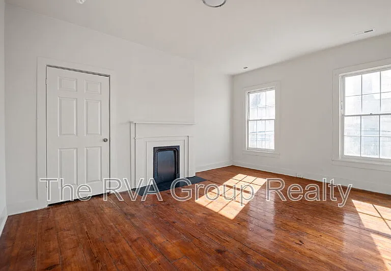 25 S Jefferson St #A — Photo 9