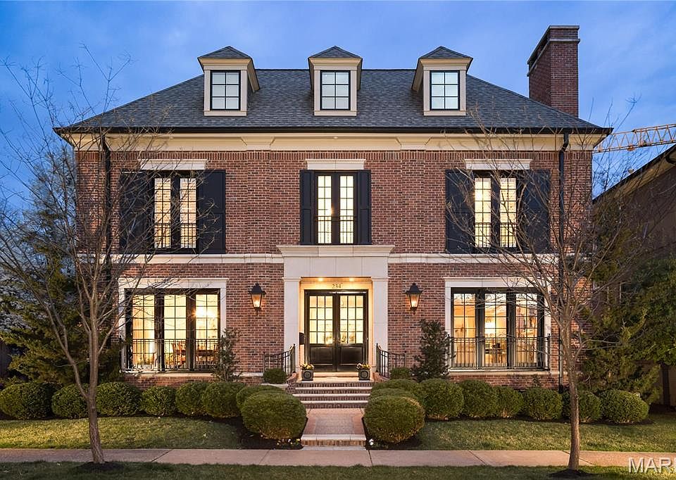 234 N Brentwood Blvd, Saint Louis, MO 63105 | Zillow