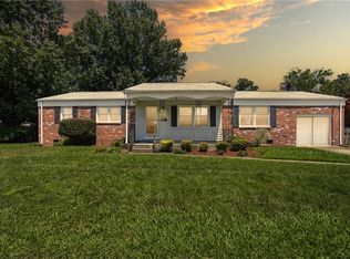 3416 Club House Rd, Virginia Beach, VA 23452