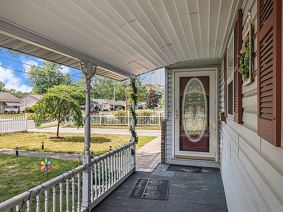 3rd image of 1612 Cone St
