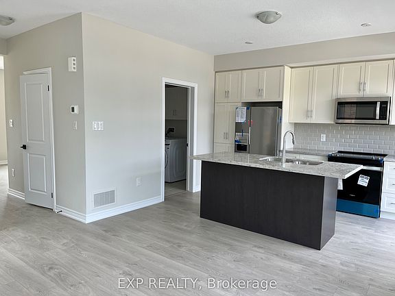 5th image of 10 Birmingham Dr #24
