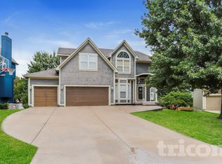 23518 W 54th Ter, Shawnee, KS 66226