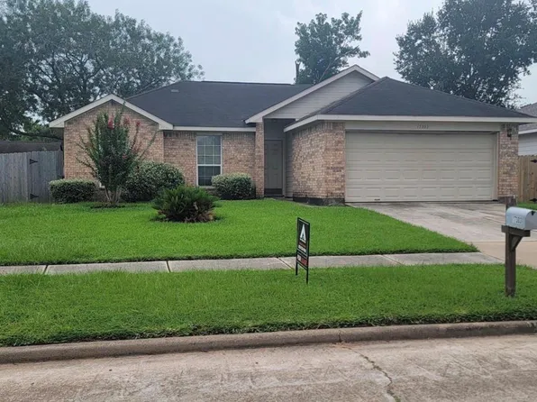 17303 Box Canyon Dr, Hockley, TX 77447