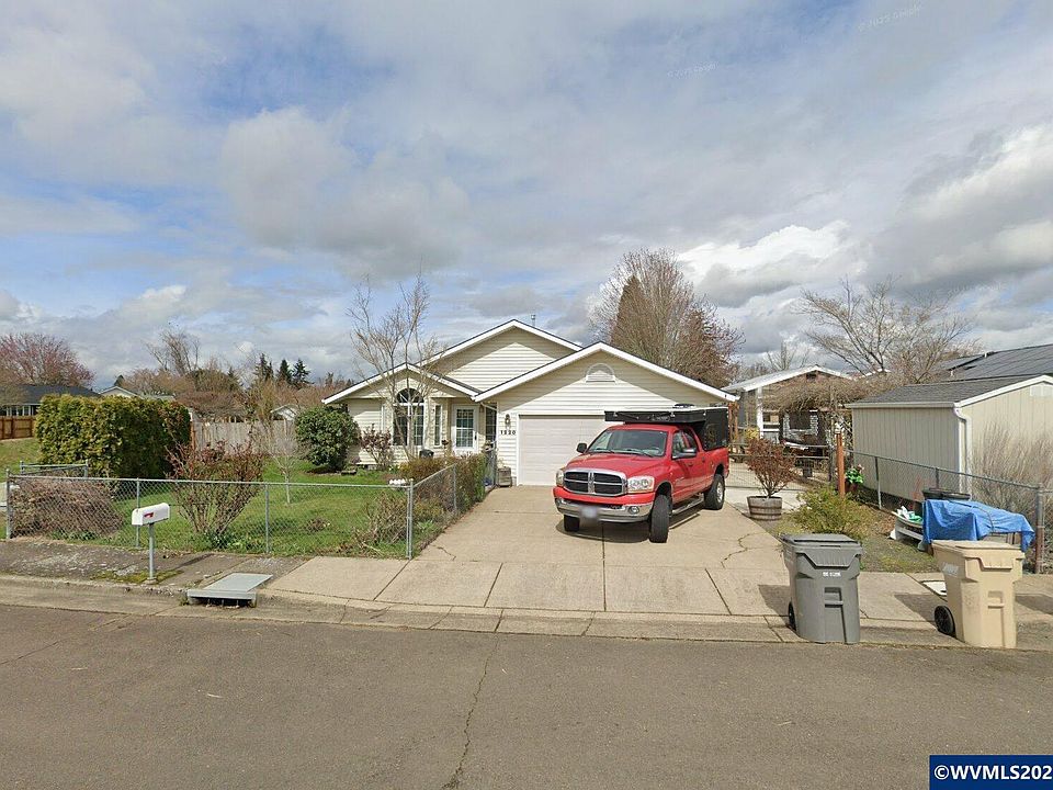 1st image of 1220 Ashwood Ct