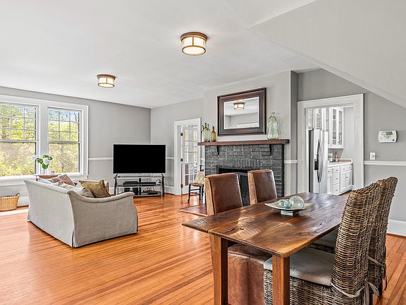 5th image of 1109 Highland Dr