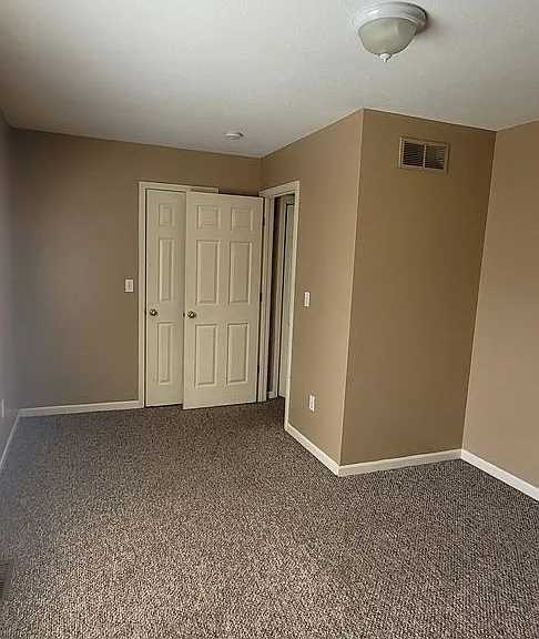 801 Johnson Cir — Photo 12