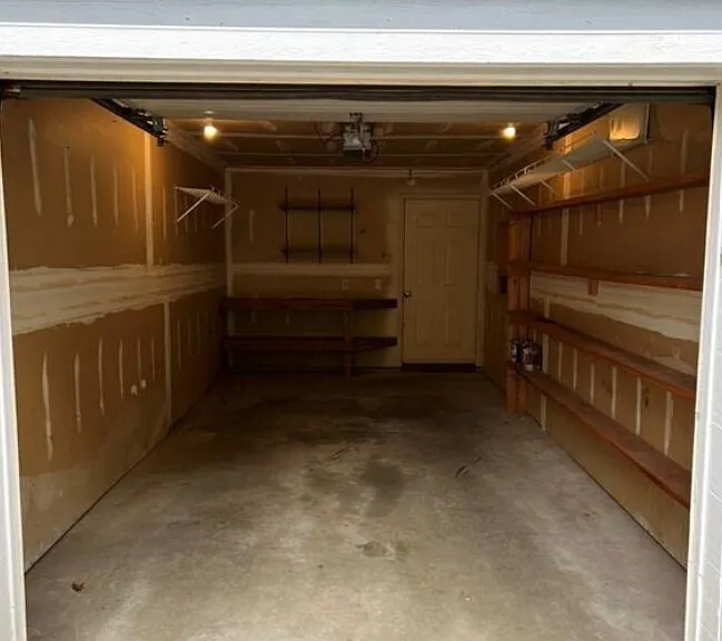 211 Windgate Cir #B — Photo 24