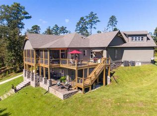 706 Layke Ridge Dr, Clanton, AL 35046