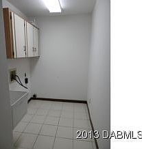 4th image of 180 Deer Lake Cir