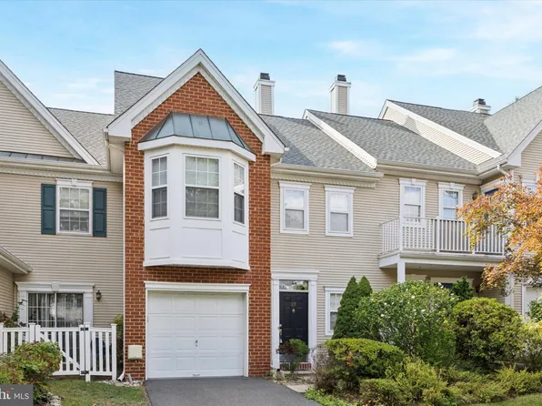 117 Treymore Ct, Pennington, NJ 08534