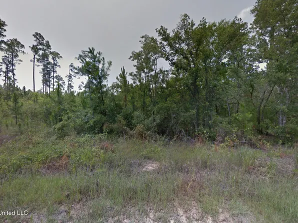 7-12 Dogwood Dr, Bay Saint Louis, MS 39520
