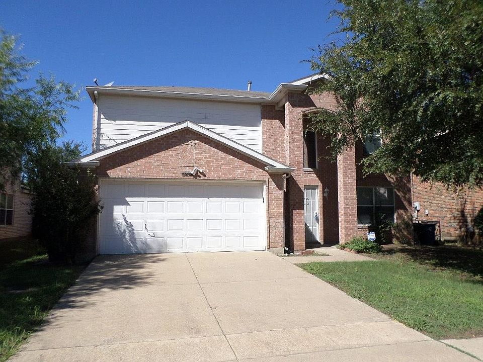 1st image of 102 Pheasant Ln