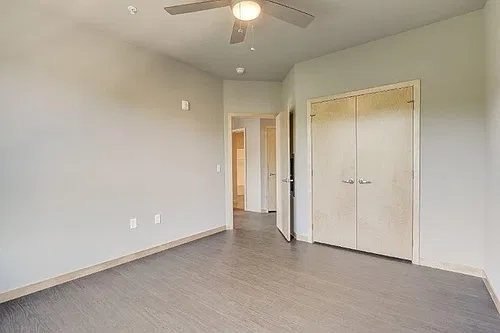 Floor plan 301