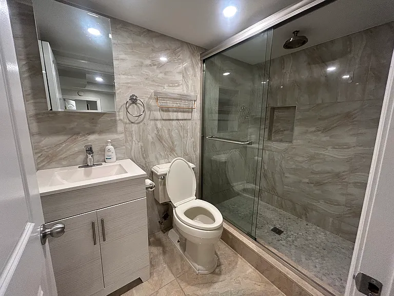 2595 Dunning Dr #1 — Photo 7