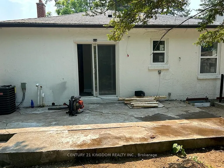 35 Homestead Rd #MAIN — Photo 17
