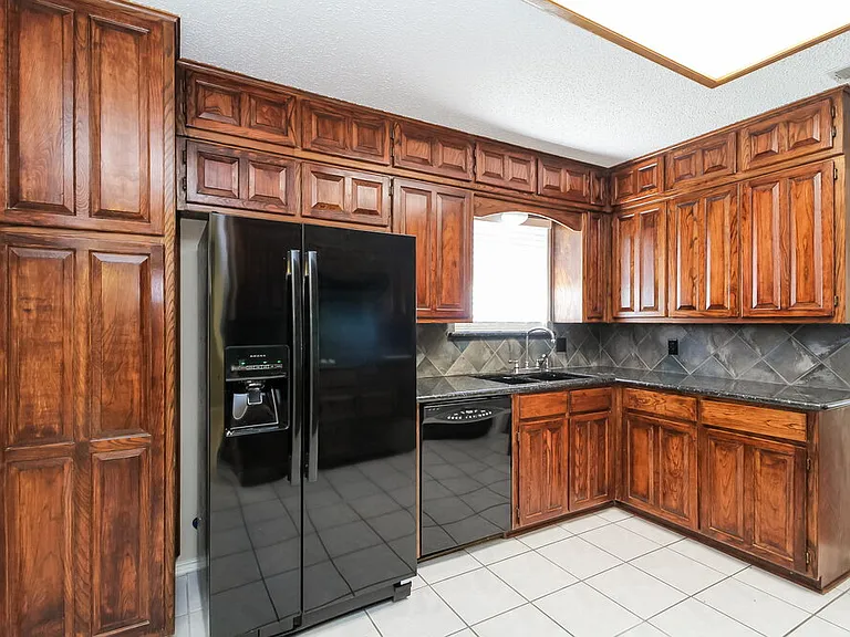7709 Harmony Dr — Photo 5