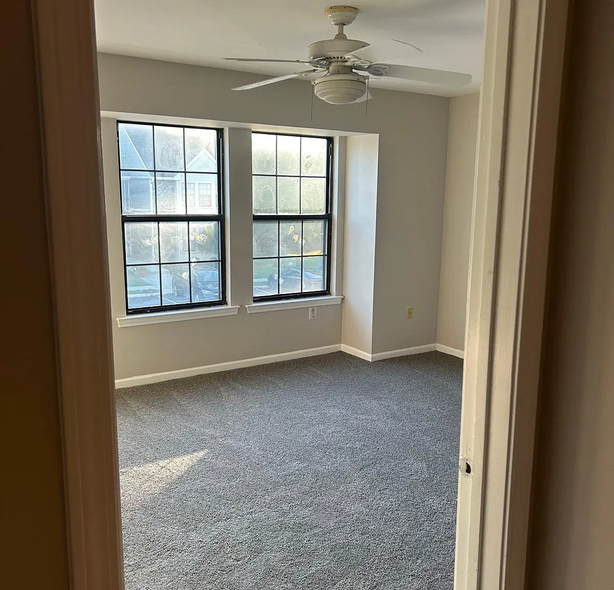 2 bed, 1112 sqft, $2,190 — Photo 3