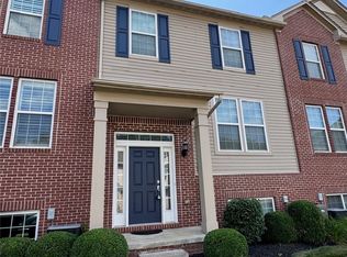 393 Caleb Dr, Akron, OH 44321