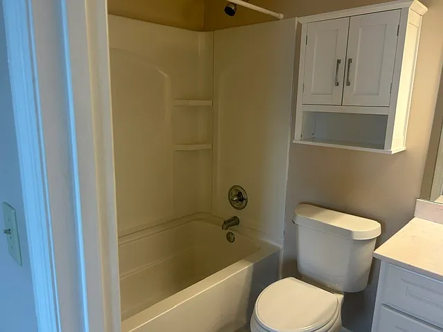 242 Thistle Ln — Photo 16