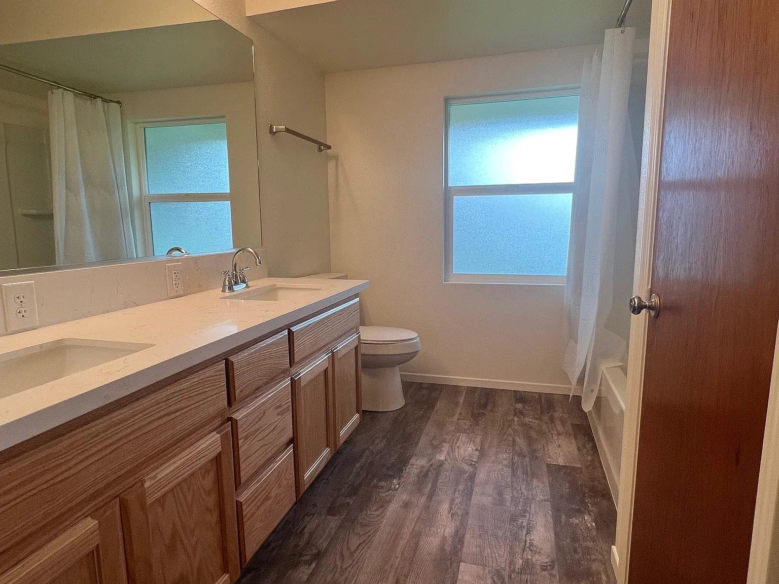 4 bed, 1813 sqft, $2,050 — Photo 4
