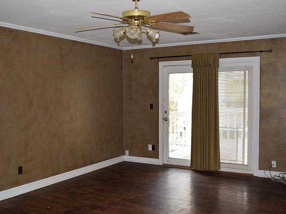 3rd image of 410 N 19th St